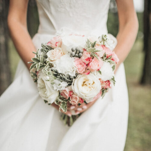 Choisir la bonne composition florale pour chaque occasion : une affaire de cœur !
