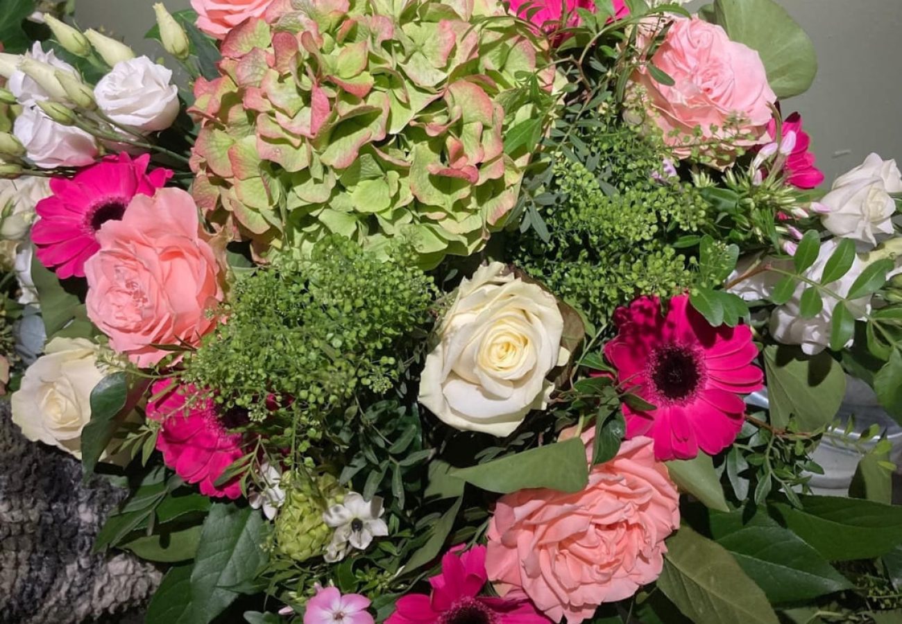 bouquet rond fuchsia